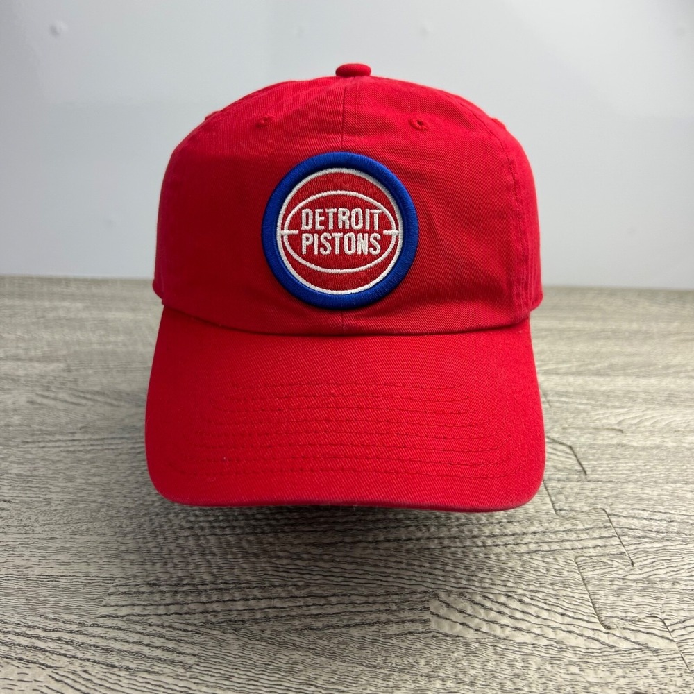 Vintage Mitchell and Ness Detroit Pistons Hat Cap Strap Back Adjustable Red Mens